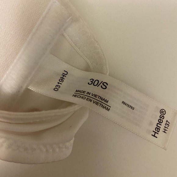 Hanes | bras - Picture 4 of 10